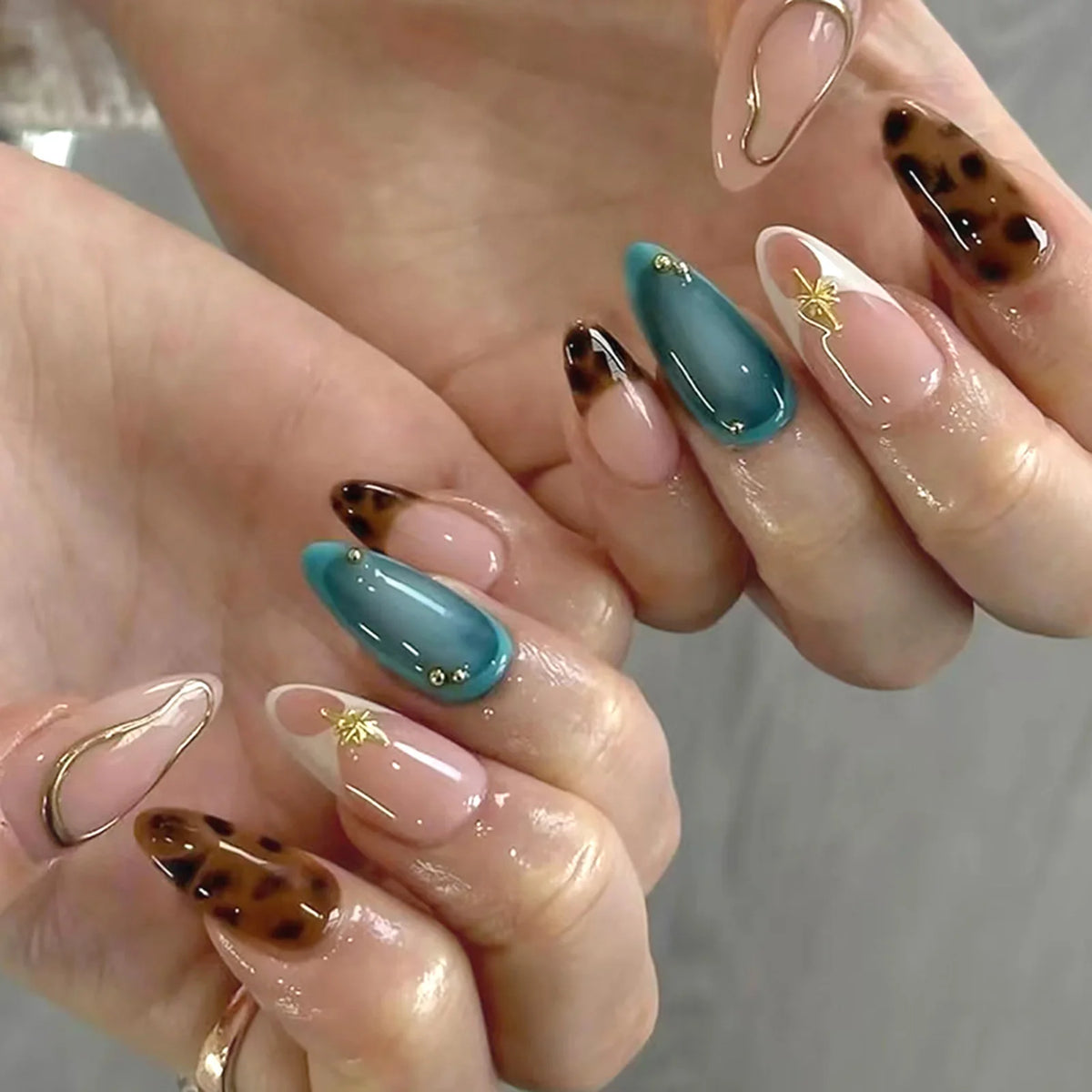 Sa238cfb99afd46ae87a3bb4b7acfbd3eN